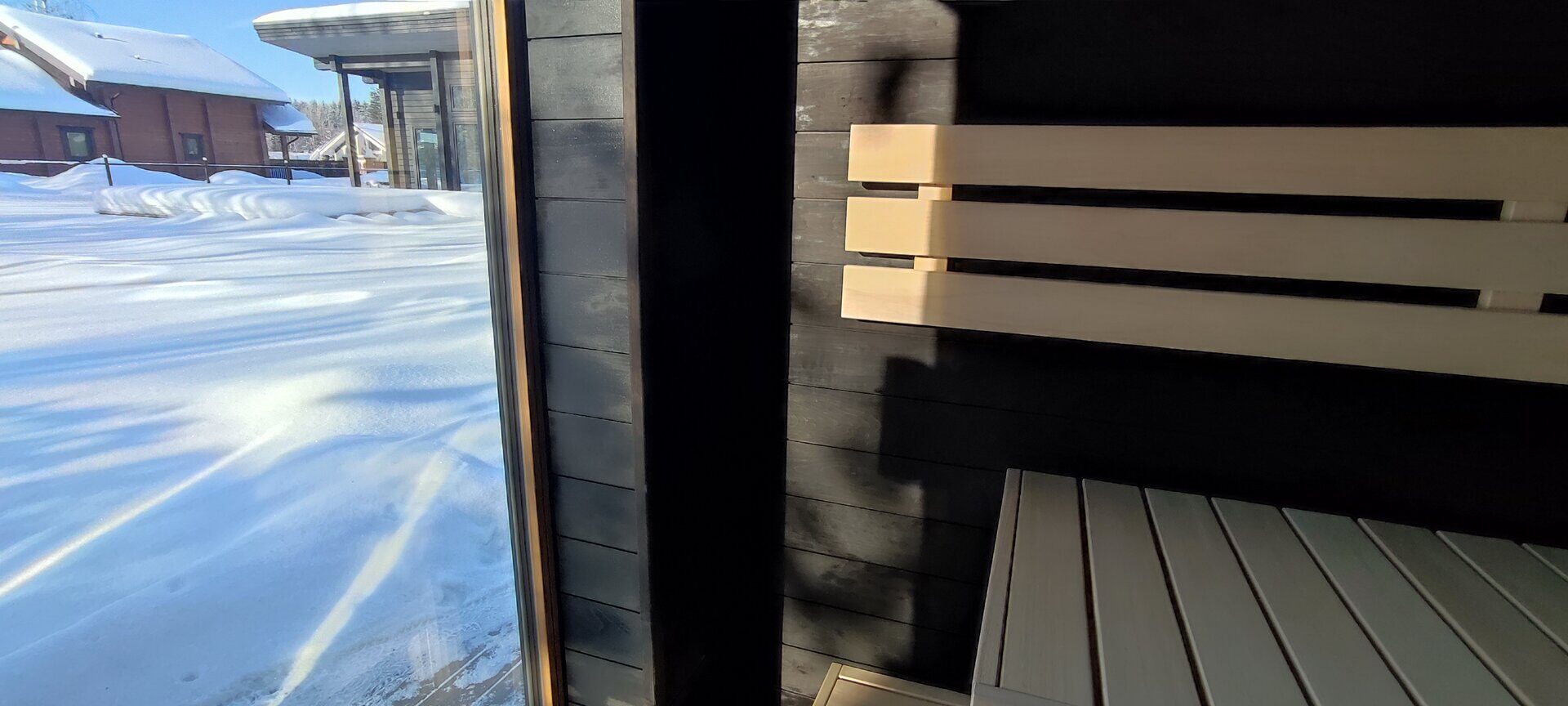 Окно в парной