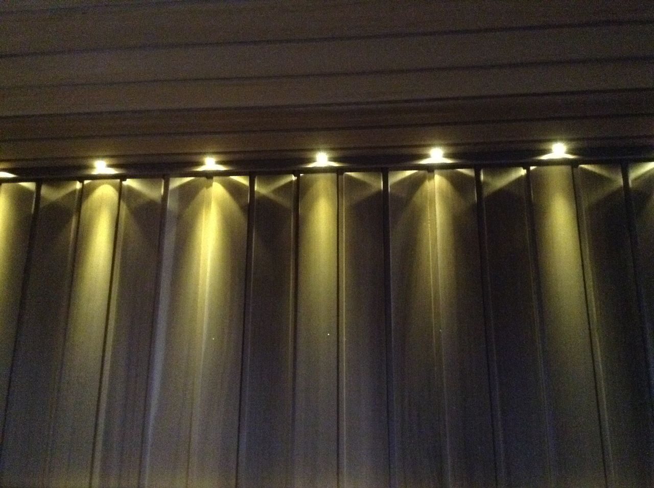 Вагонка Кедр и финская светодиодная посдветка